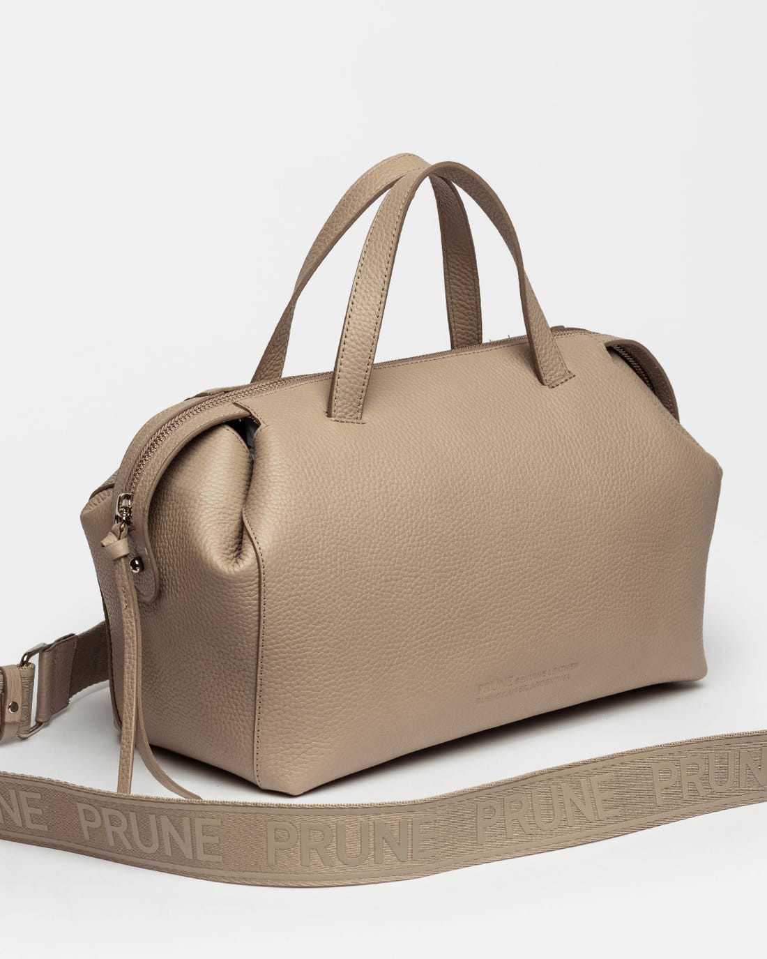 Cartera de mano Resort en cuero graneado